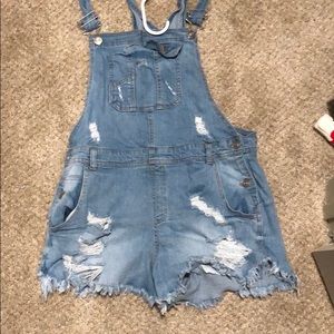 Overall shorts